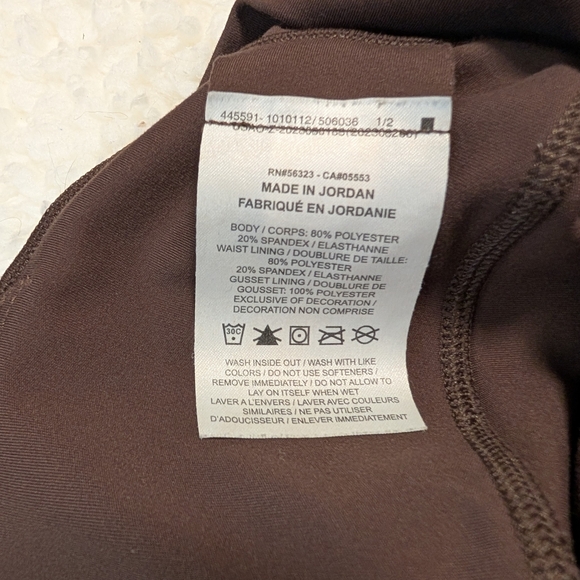 Nike Women's Dark Brown Tank Top And Biker Shorts Size Small - Picture 9 of 9